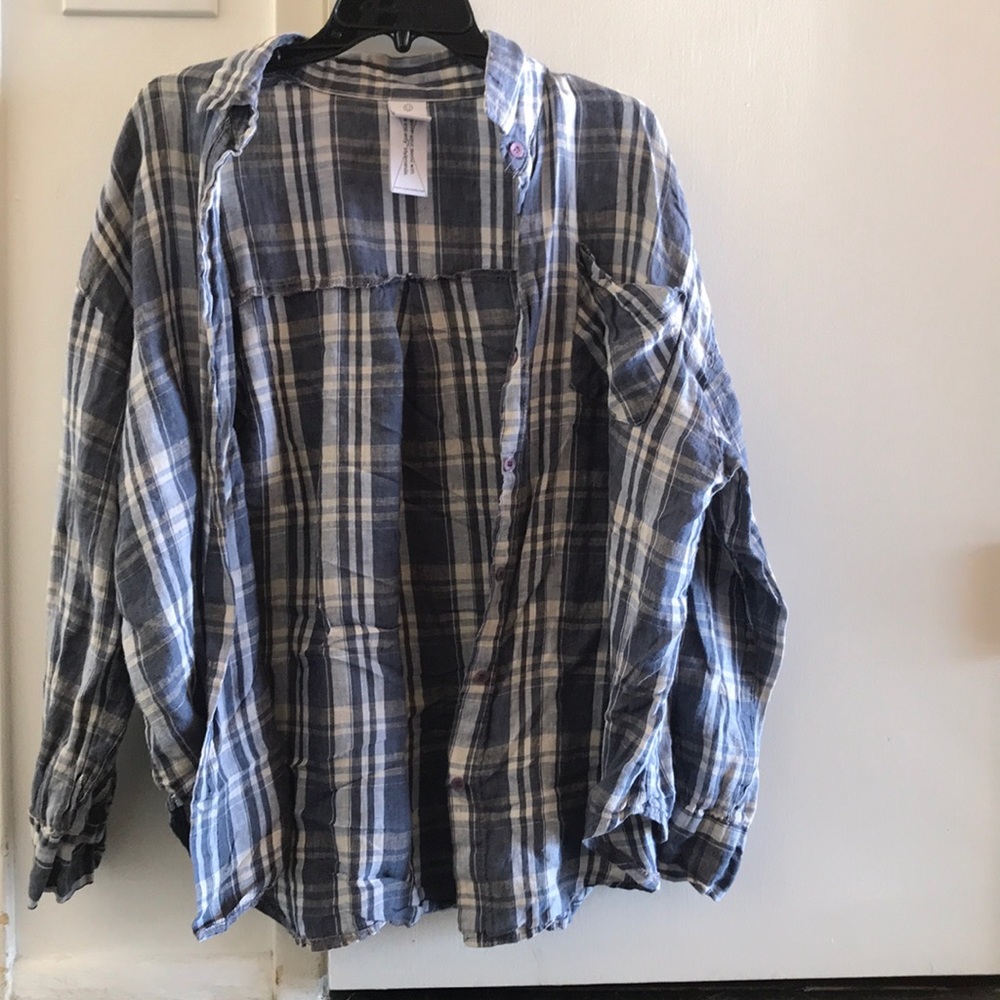 Oversized wrinkled outer